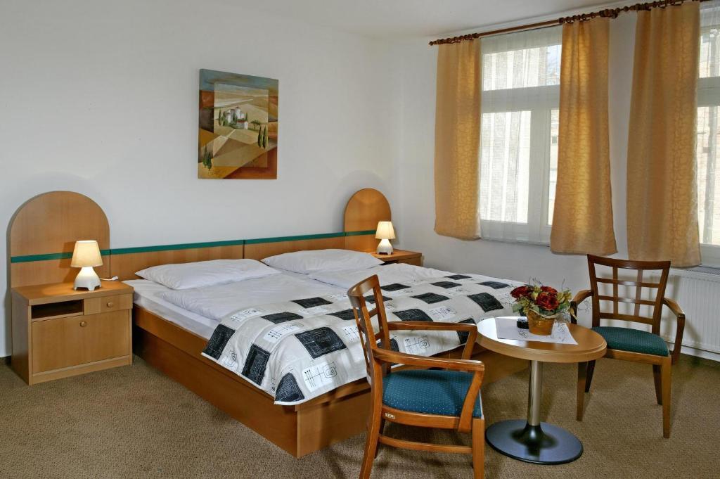Hotel Maxim Marianske Lazne Room photo